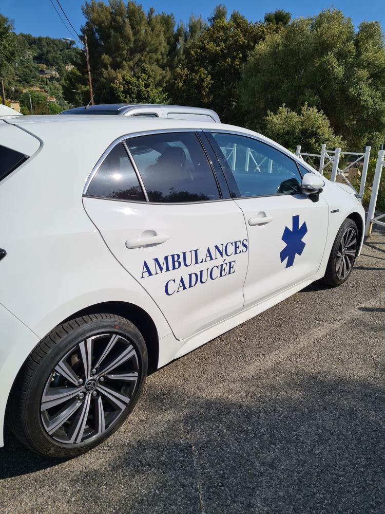 ambulance (3)